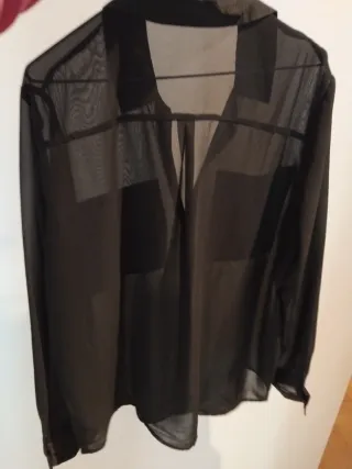 Camisa negra transparente manga larga