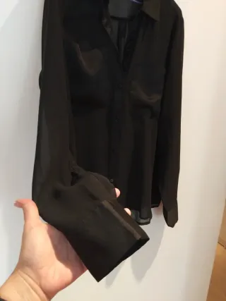 Camisa negra transparente manga larga