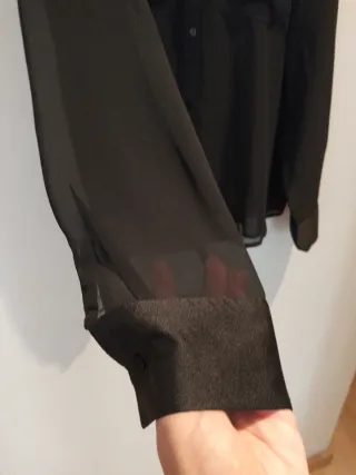 Camisa negra transparente manga larga