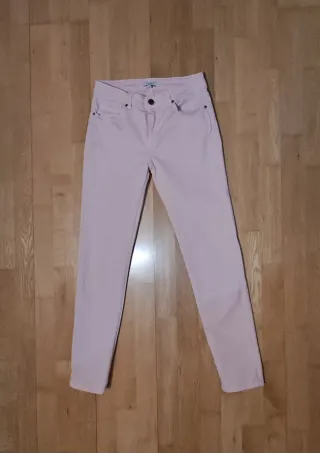 T.36 Vaqueros Cortefiel rosa palo.