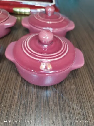 4 Cocottes Vintage con Bandeja Cerámica