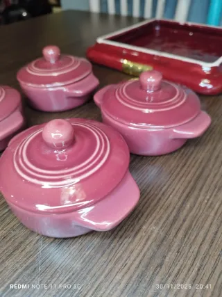 4 Cocottes Vintage con Bandeja Cerámica