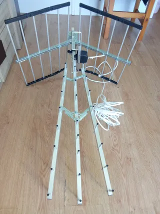 Antena TV TDT Exterior/Interior vendo o cambio por