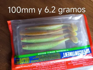 Lote de señuelos pesca a spinning