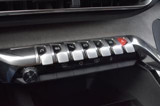 Peugeot 3008 1.2 Hybrid 136 CV GT LINE eDCS6 HEV