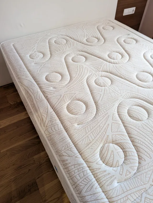 Colchón Matrimonio 150cm Regalo la Almohada