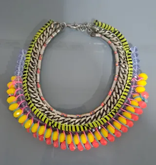 Collar fantasía multicolor