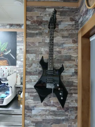 Guitarra Eléctrica Negra