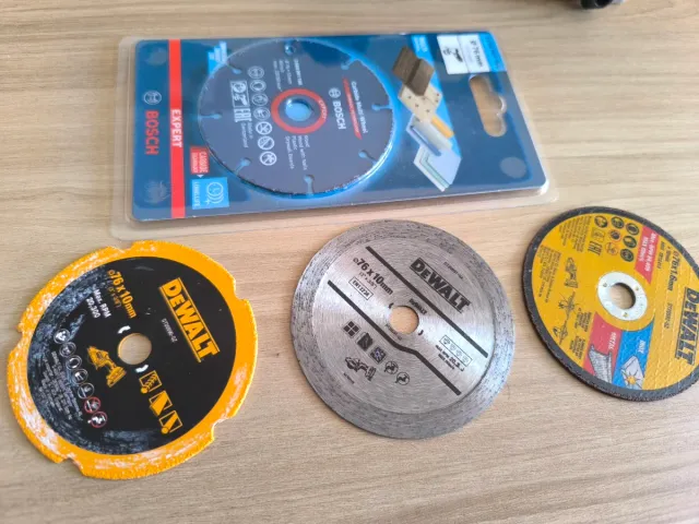 Amoladora Dewalt DCS438N-XJ