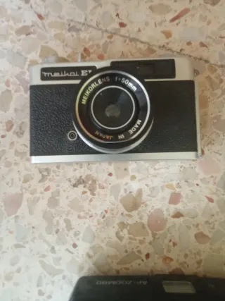 3 Cámaras Fujifilm, Minolta