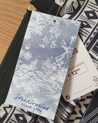 Minifalda elástica geométrica