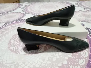 Zapatos Negros Etienne Aigner Mujer