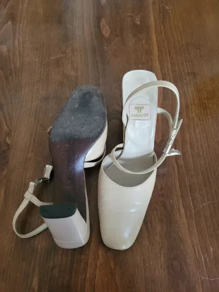 Sandalias Farrutx Beige Tira Tobillo