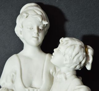 Triade Scultura Porcellana Biscuit Anni '70