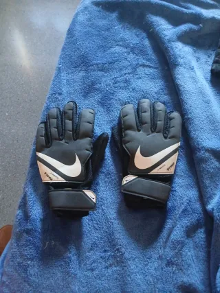 Guantes de portero Nike