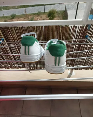 Zapatillas K-Swiss Blancas y Verdes