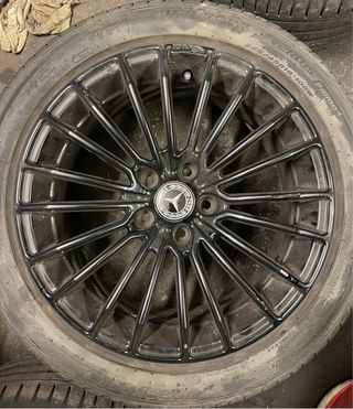 Llantas Aluminio 18 Pulgadas Negras.