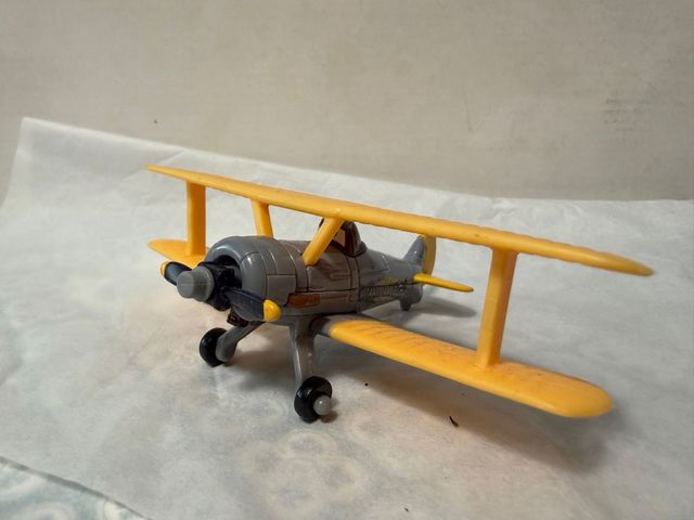 Set di veicoli da Cars e Planes (regalo Rayo McQueen, Mate e altri)