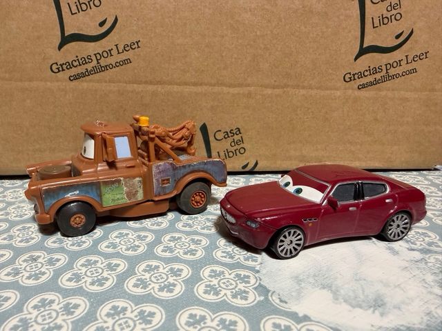 Set di veicoli da Cars e Planes (regalo Rayo McQueen, Mate e altri)