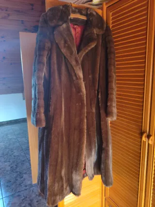 Abrigo de piel sintética marrón mujer