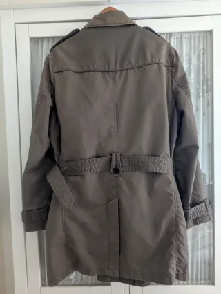 Trench Gabardina vintage Zara hombre verde militar