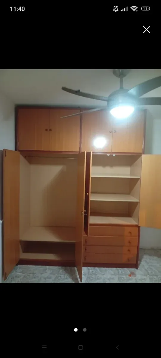 Armario de madera dormitorio