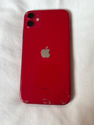 iPhone 11 Rosso - Retro Rotto