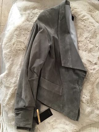 Chaqueta Mango Ante Gris