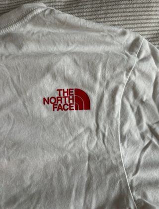 Maglietta The North Face con logo colorato