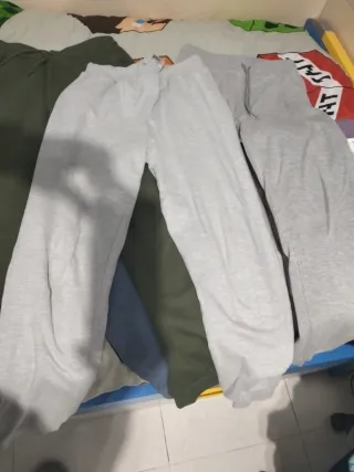 4 Pantalones Chándal Niños unit kids- Primark13-14