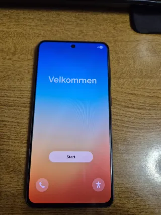 Samsung Galaxy S21 FE Nero con custodia