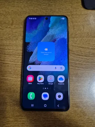 Samsung Galaxy S21 FE Nero con custodia