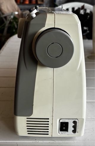 Máquina de coser Alfa 649 repuesto