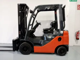 Carretilla Toyota 02-8FDF18