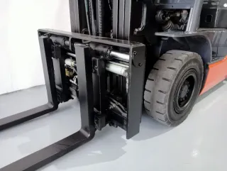 Carretilla Toyota 02-8FDF18