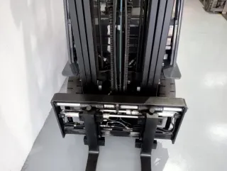 Carretilla Toyota 02-8FDF18