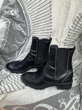 Botines negros talla 38