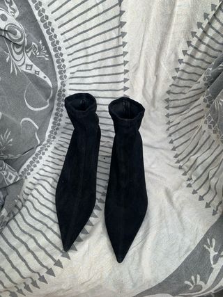 Botines negros talla 38