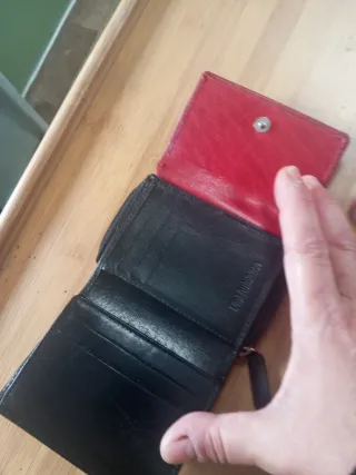 Cartera Pielini Piel Roja y Negra
