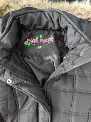 Cazadora acolchada mujer negra