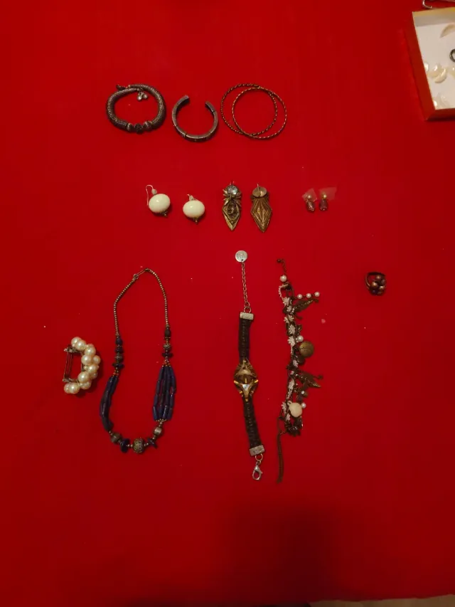 Lote de Bijuterias Variadas