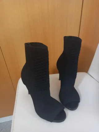 Sandalias calcetín elásticas negras