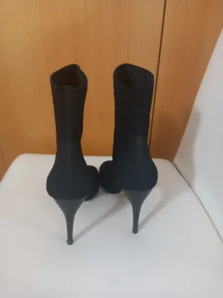 Sandalias calcetín elásticas negras