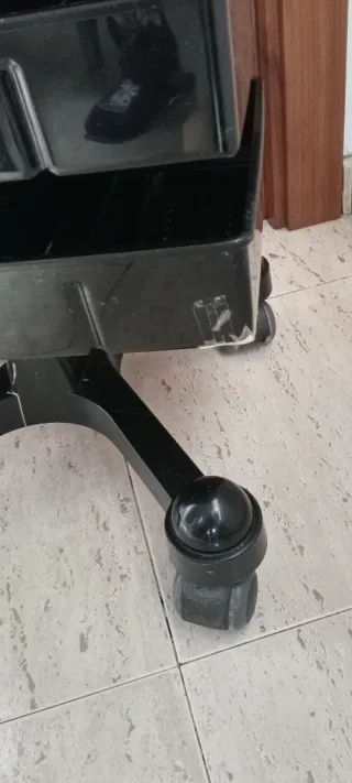 Carrito Auxiliar Peluquería/Manualidades.