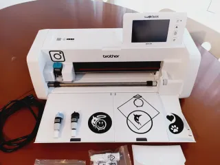 Plotter da taglio Brother ScanNCut DX1250