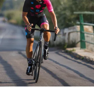 Maillot y culote ciclismo Onefive Talla L