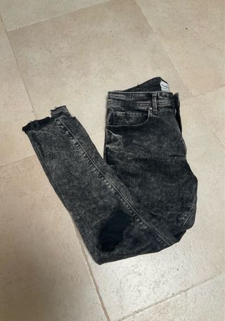 Pull&Bear Jeans Slim Negros Desgastados