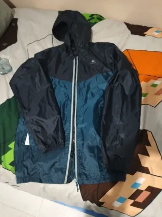 Chubasquero Quechua Talla 14-15 Azul/Verde