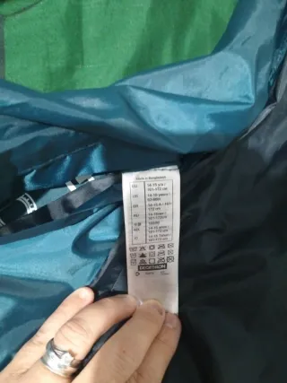 Chubasquero Quechua Talla 14-15 Azul/Verde