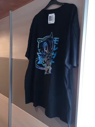 Camiseta Morgana Persona 5 Talla XXL Nueva.
